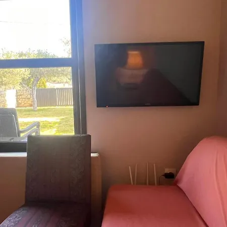 Holiday home Olive Yard